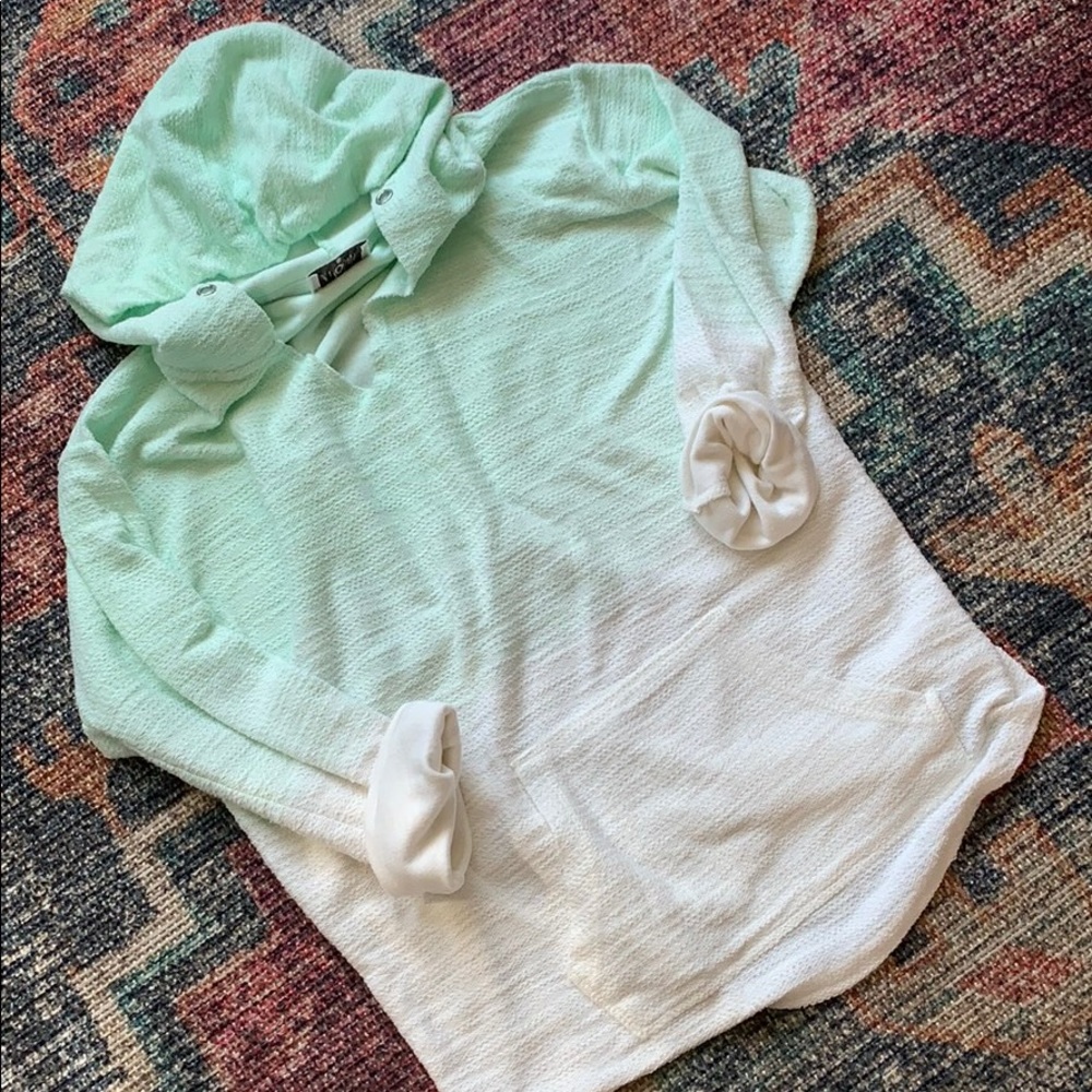 Beachy textured ombré hoodie